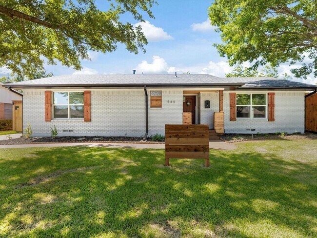 Building Photo - 544 E Spring Valley Rd