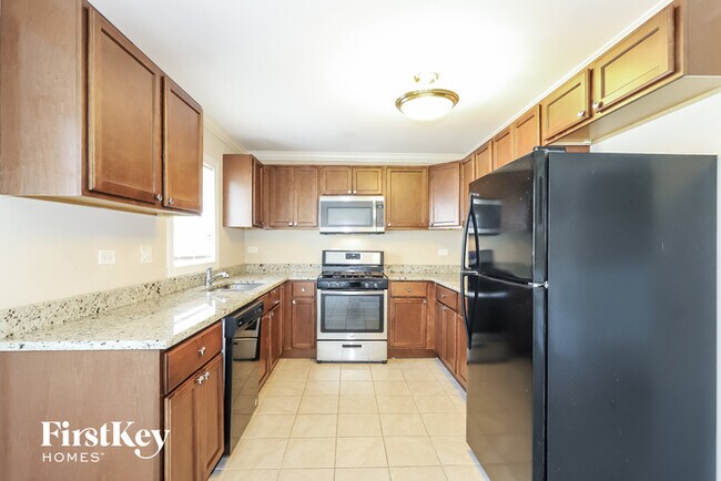 Foto del edificio - 15059 Highland Ave