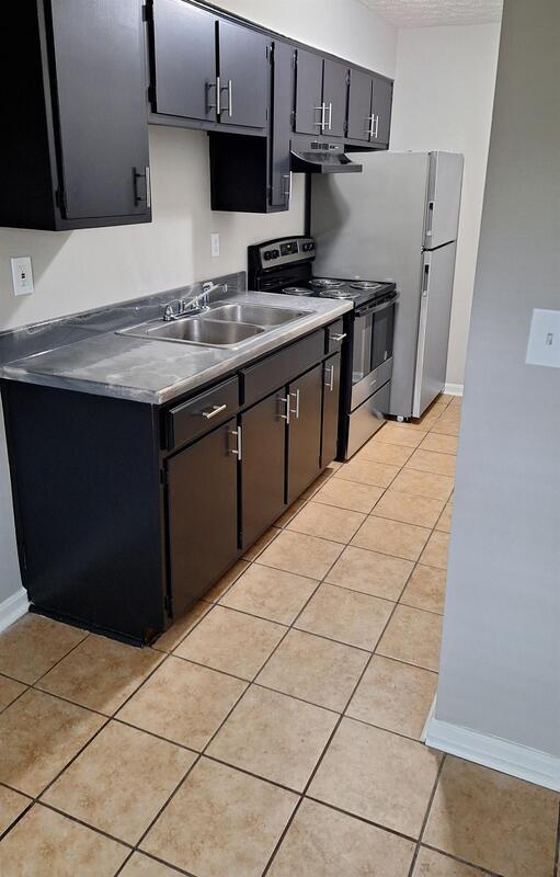 676 Knox Blvd Unit 51, Radcliff, KY 40160 Condo for Rent in Radcliff