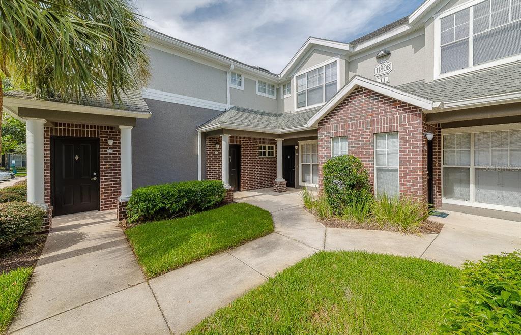 Primary Photo - 11808 Meadow Branch Dr