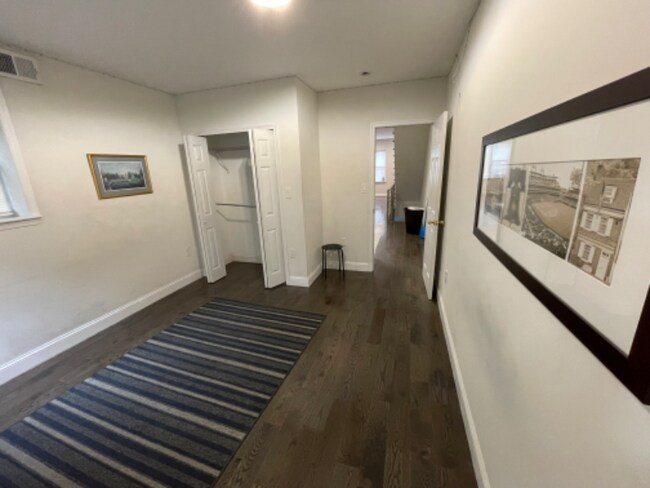 Foto del edificio - 1331 S 6th St