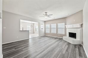 Foto del edificio - 4416 Blooming Ct