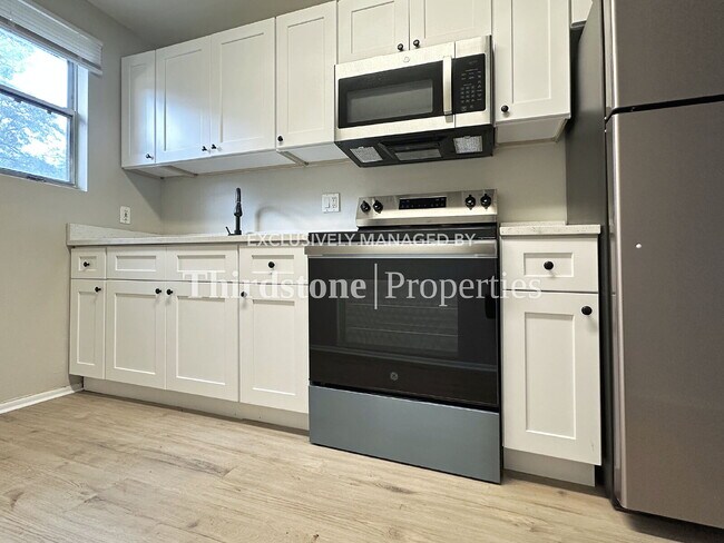 Foto del edificio - 1930 Park St