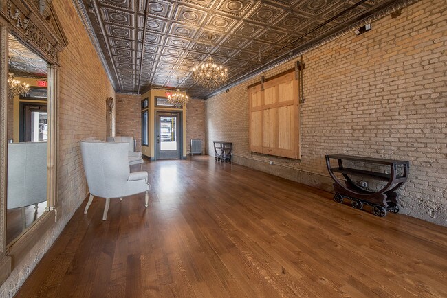Foto del edificio - 330 9th St E