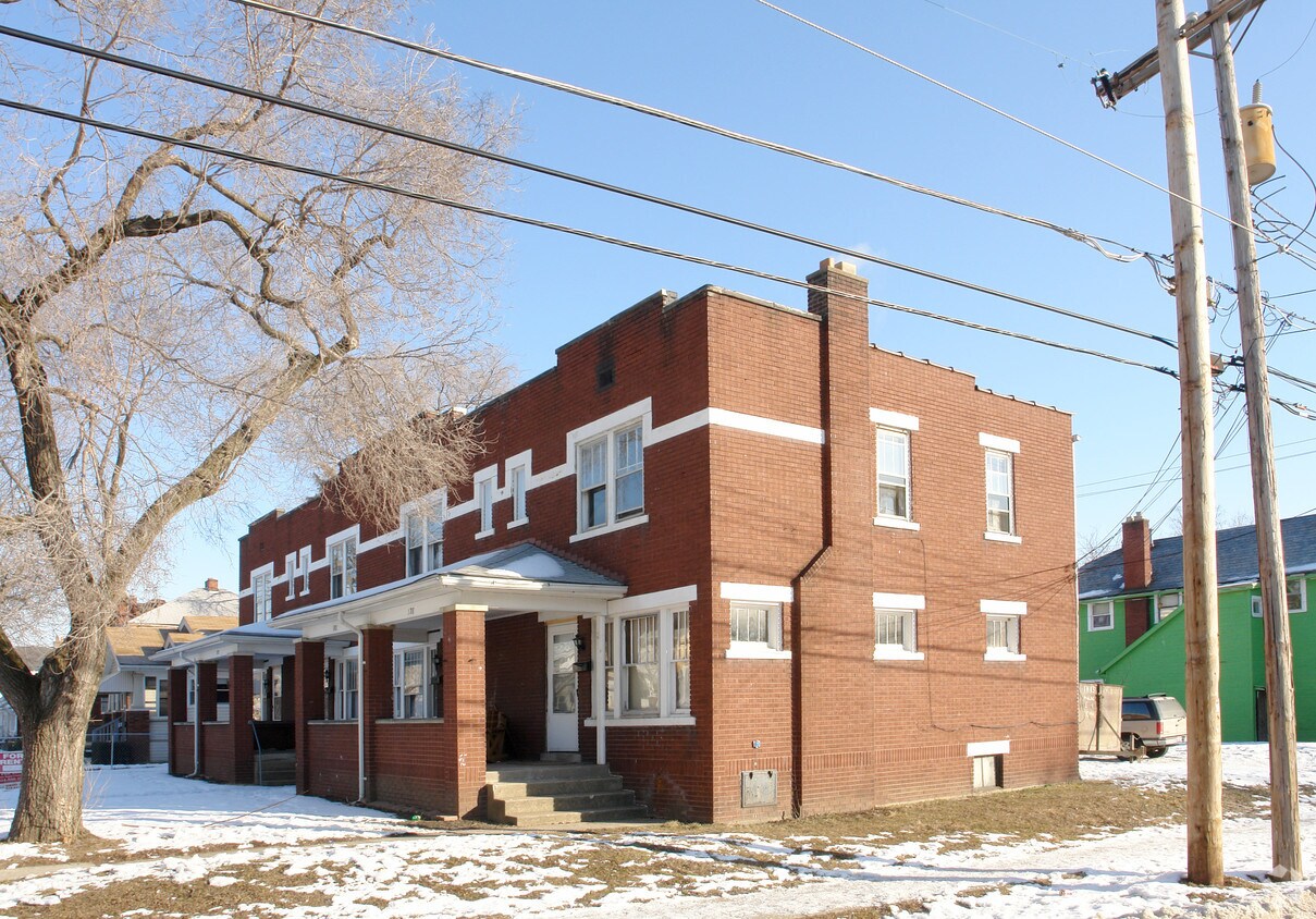 Primary Photo - 178-184 N Burgess Ave