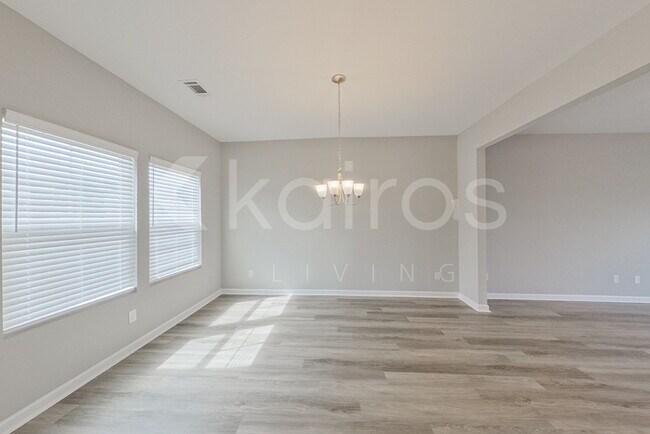 Building Photo - 5016 Cobalt Fls Bnd