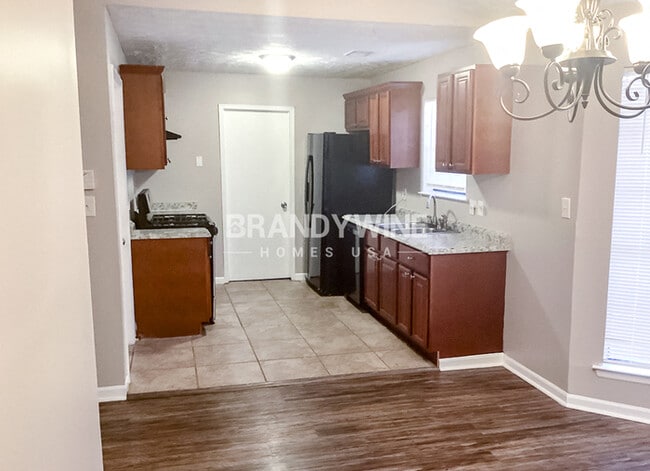 Foto del edificio - 7272 Indian Hill Trail