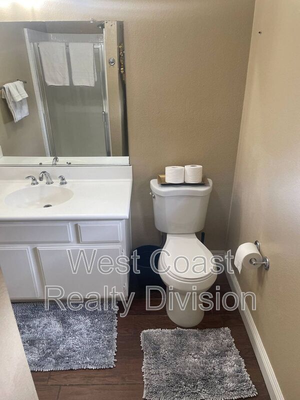 Foto del edificio - 15425 Brasa Ln