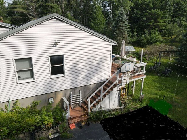 Foto del edificio - 410 Bald Hill Rd