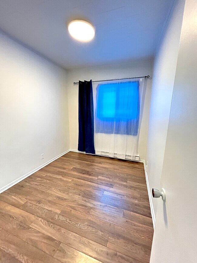 Photo du bâtiment - 138 Rue Laval