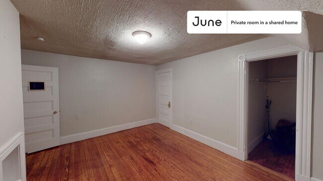 Foto del edificio - Room in Shared 6 bed/2 bath home in Allston