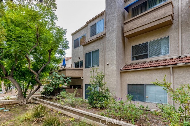 Building Photo - 501 E Del Mar Blvd