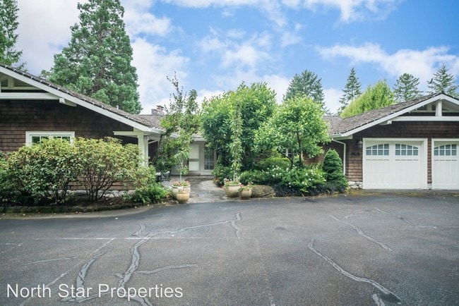 Building Photo - 4 br, 4 bath House - 416 SW Edgecliff Rd.
