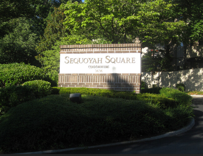 Sequoyah Square Condominiums - 3636 Taliluna Ave