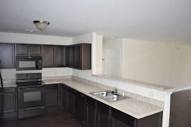 Foto del edificio - 10 Millie Ln