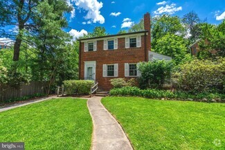 Building Photo - 5333 Saratoga Ave