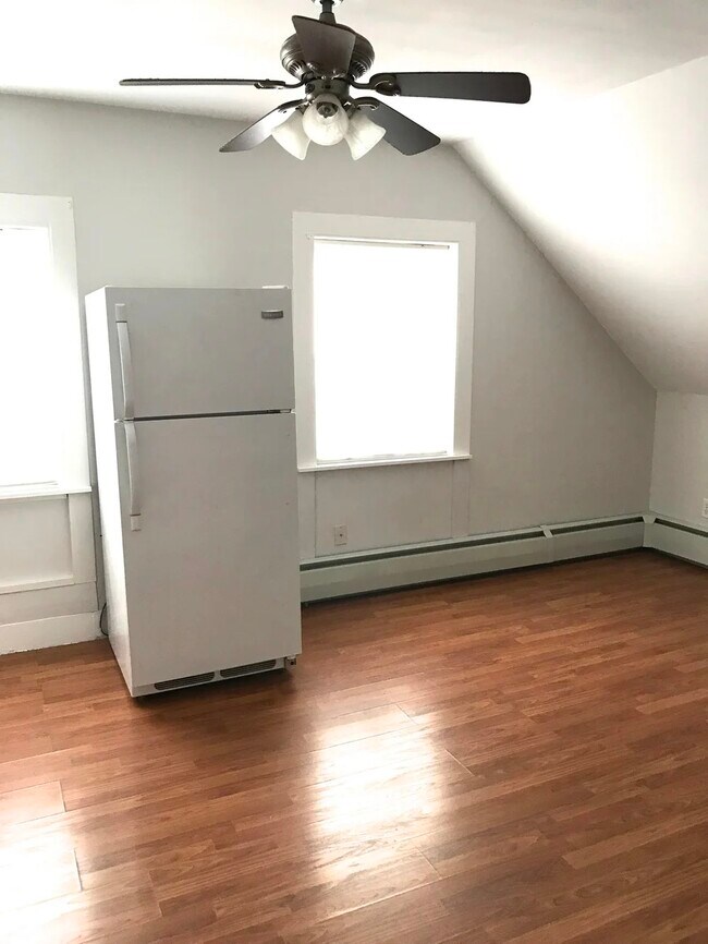 Foto del edificio - 15 Depot St