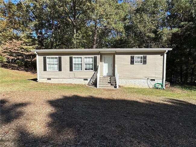 Foto del edificio - 7016 Blueberry Ridge SE