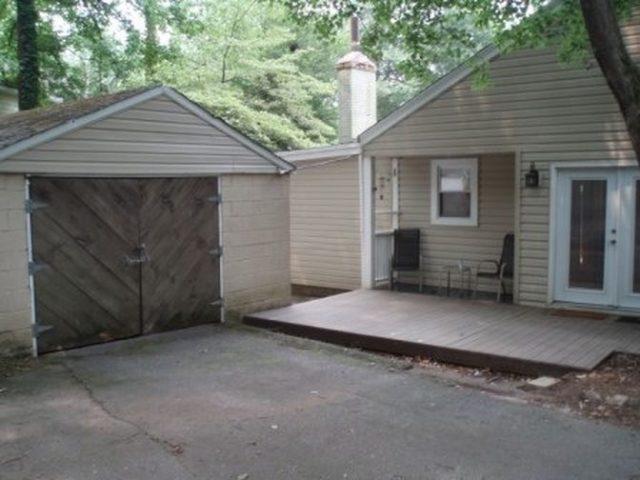 Building Photo - 14 Westview Ave