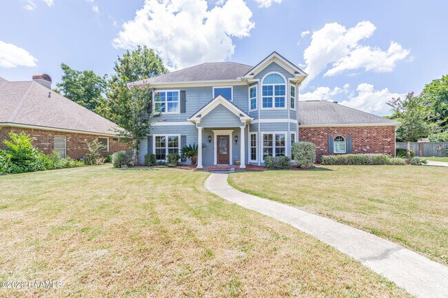 Foto del edificio - 300 Oak Hollow Dr