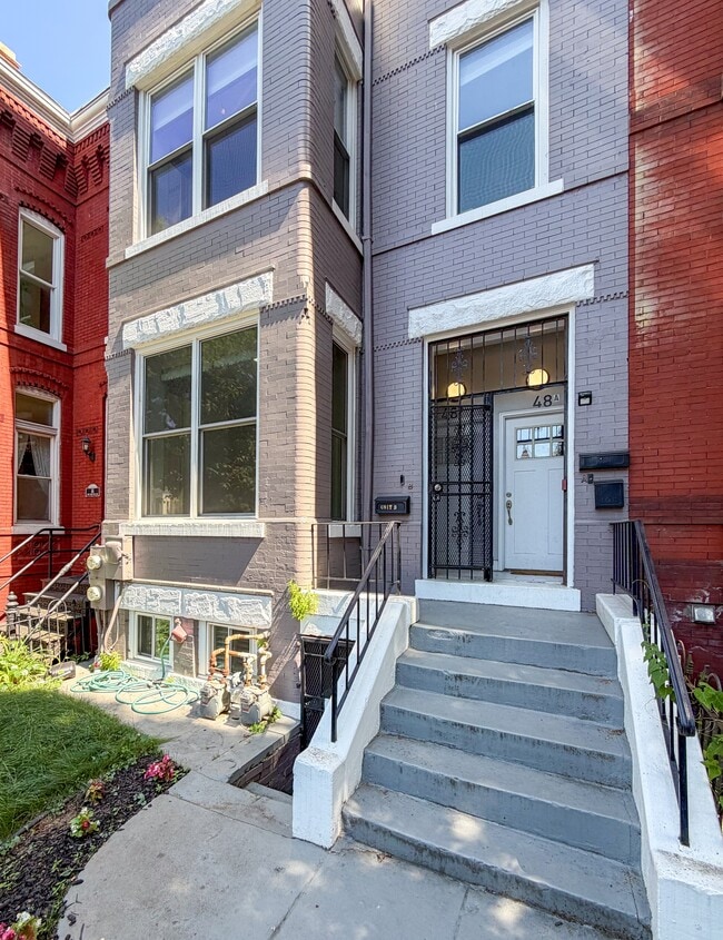 Photo - 48 New York Ave NW House