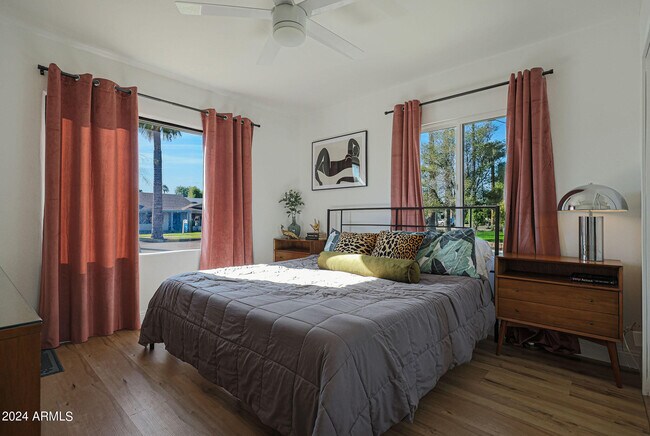 Foto del edificio - 514 W Holly St