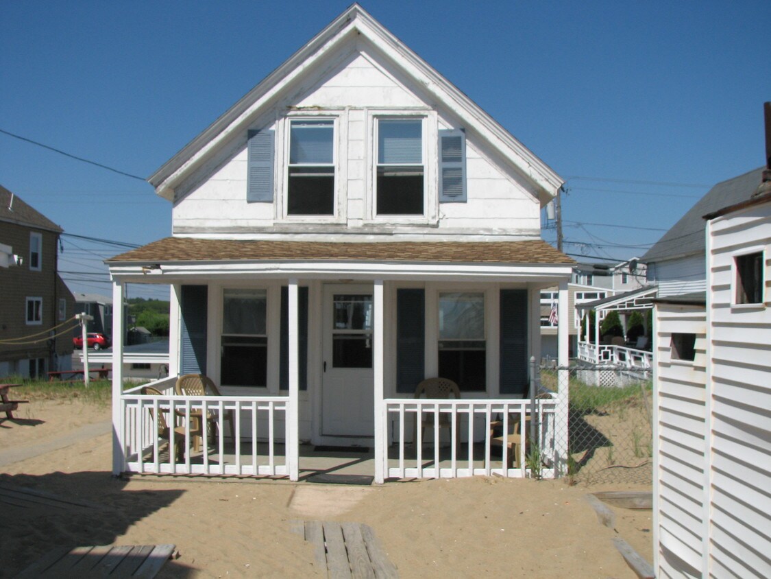 120122 N End Blvd, Salisbury, MA 01952 Apartments in Salisbury, MA