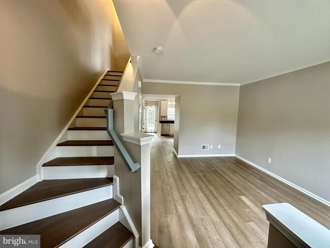 Building Photo - 44203 Litchfield Terrace