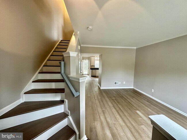 Foto del edificio - 44203 Litchfield Terrace