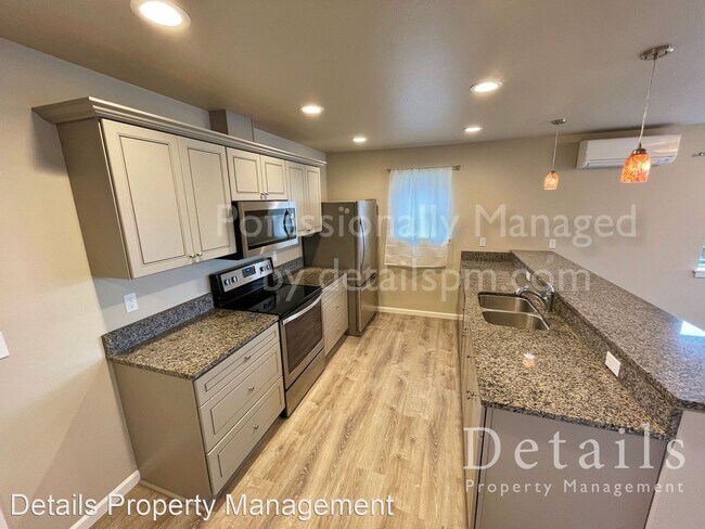 Foto del edificio - 19157 3rd Ave NE