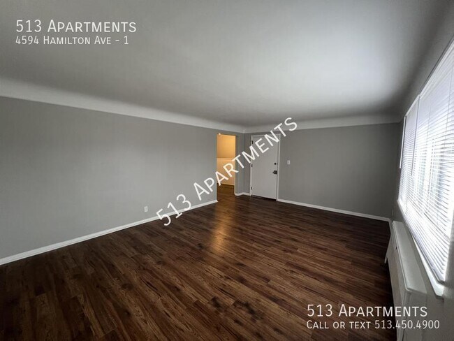 Foto del edificio - 4594 Hamilton Ave