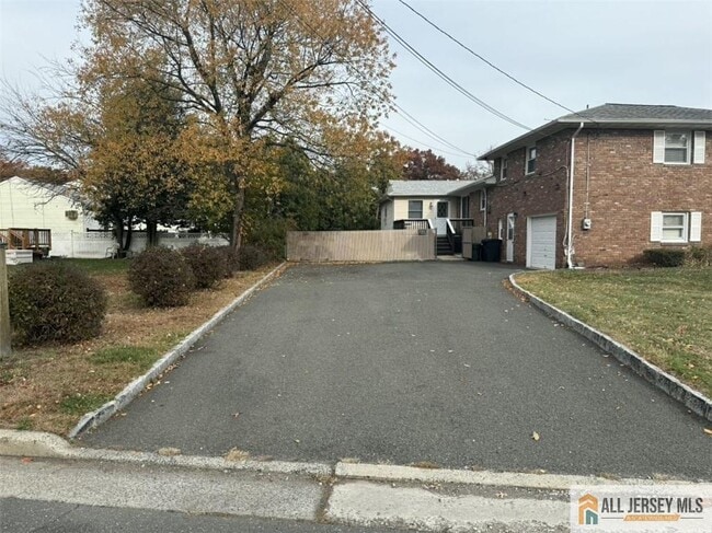 Building Photo - 1824 Pershing Pl