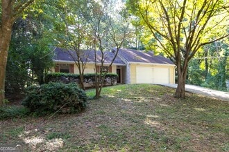 Building Photo - 3192 Octavia Ln