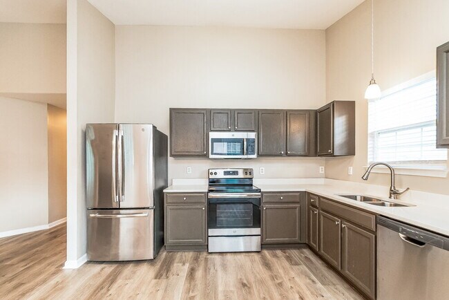 Foto del edificio - 4205 Springfield Creek Dr