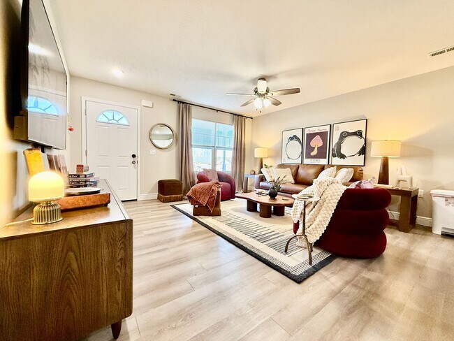 Foto del edificio - Cozy Equestrian Themed Getaway in Wilmington