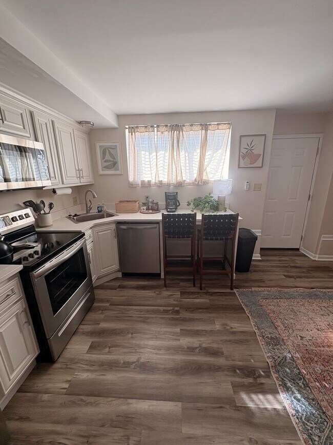 Foto del edificio - 1 Bed/ 1 Bath Apartment | DOWNTOWN LOCATION