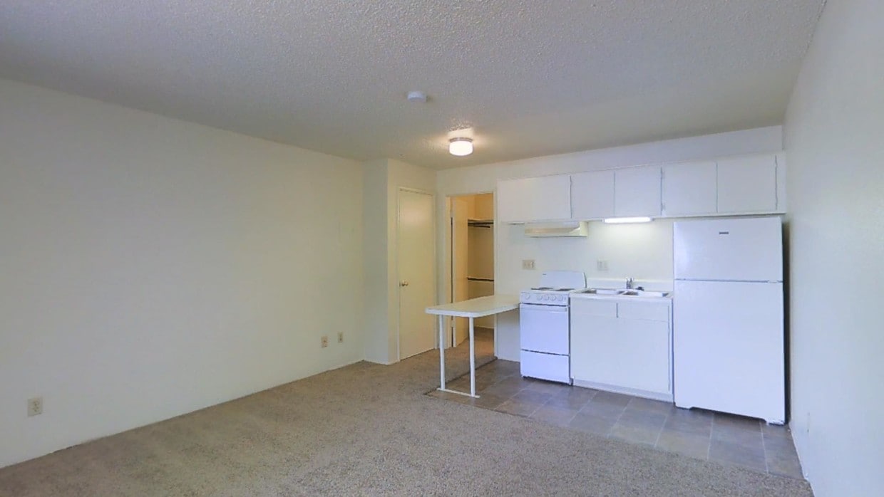 Photo - Sunpointe Gardens Apartment