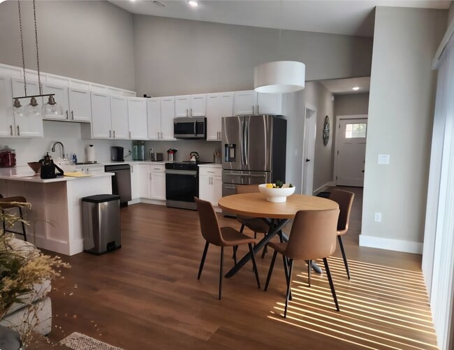 Foto del edificio - 6384 W Flanders Ln