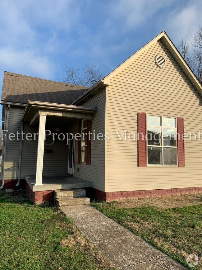 Building Photo - 512 E Oak St