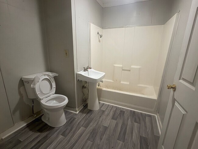 Foto del edificio - FOR RENT IN LAFAYETTE!