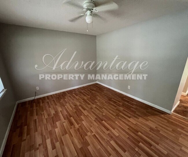 Building Photo - Nice Home in Frayser