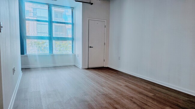 Foto del edificio - 1300 N St NW