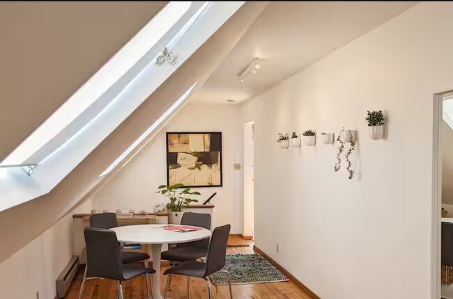 Foto del edificio - 509 E Wilson St