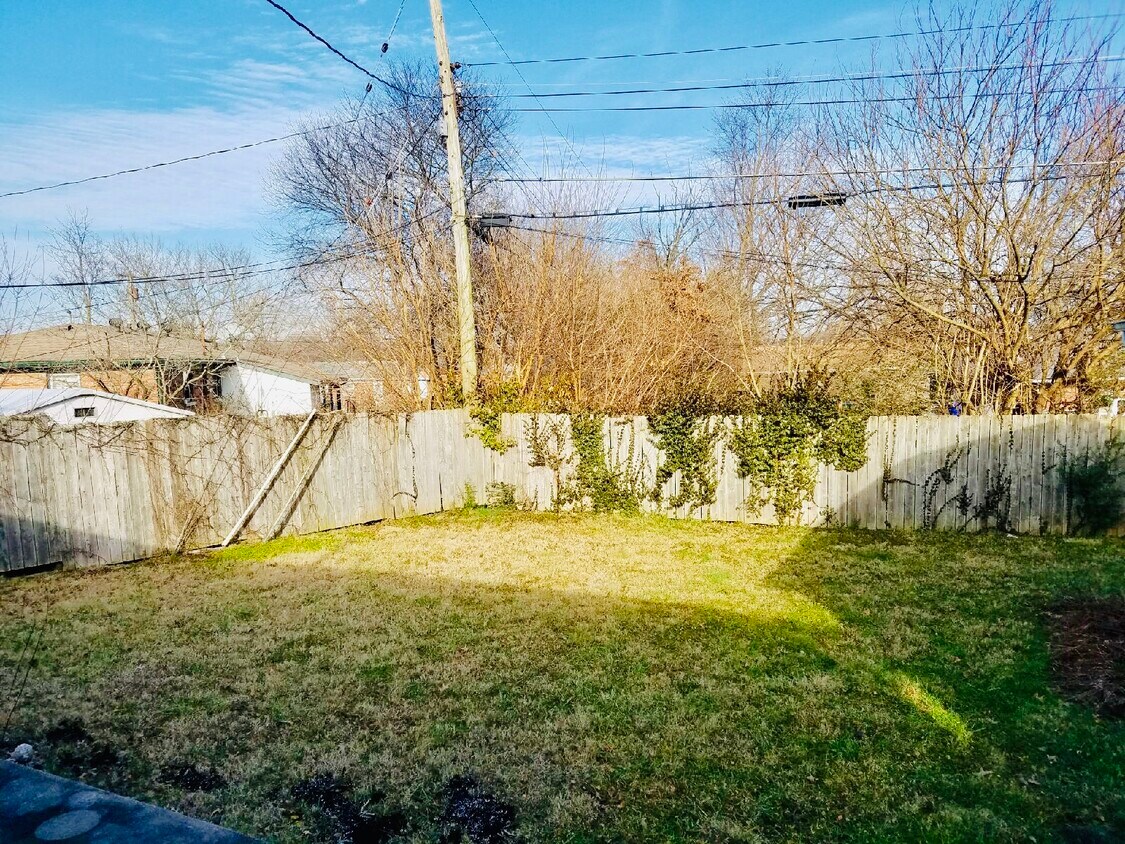 Foto del edificio - 537 Glenbrook St