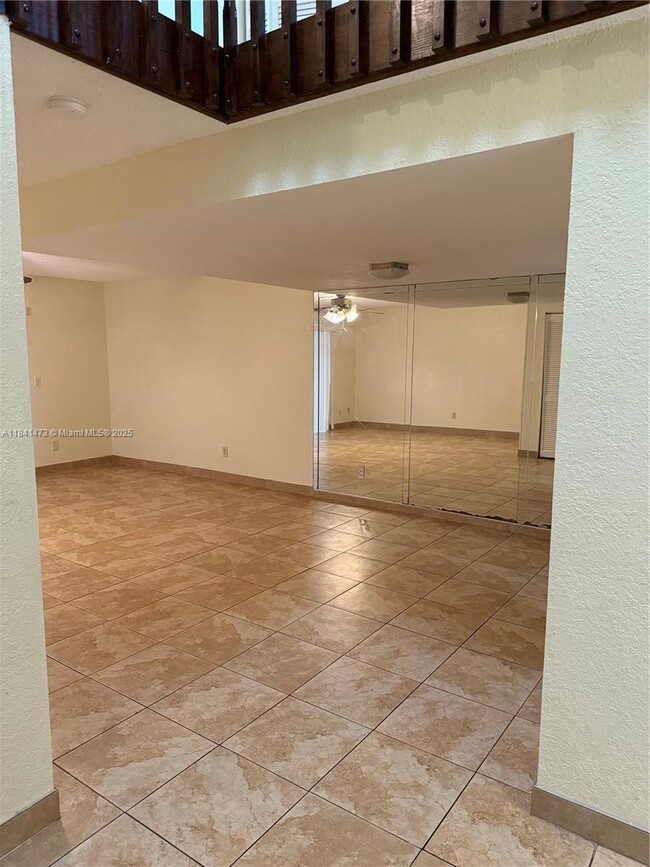 Foto del edificio - 2142 Nova Village Dr
