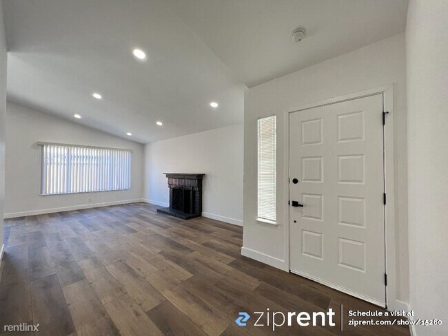 Foto del edificio - 3 br, 2 bath House - 1965 Edgeview Drive, ...