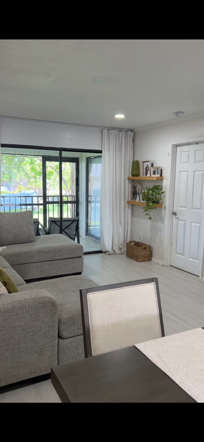 Foto del edificio - 28121 Pine Haven Way