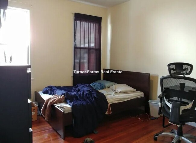 Foto del edificio - 84 Line St