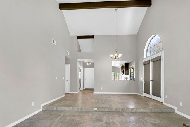 Foto del edificio - Beautiful single level home in Rancho Pena...