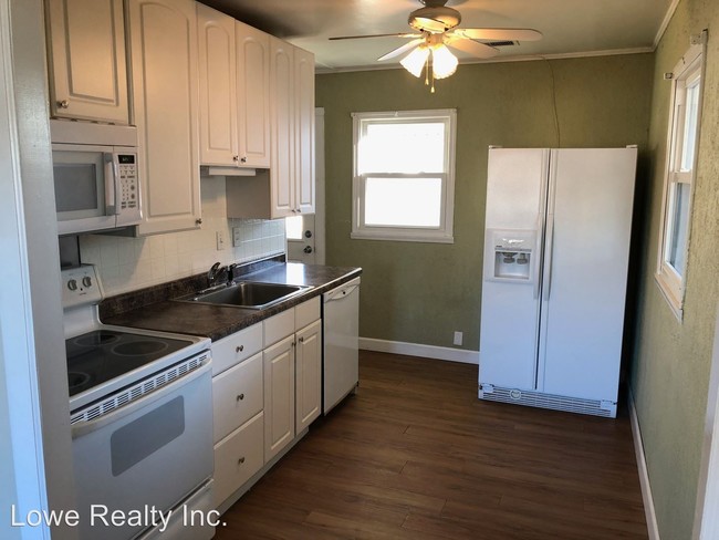 Building Photo - 3 br, 1 bath House - 2208 Herbert Avenue